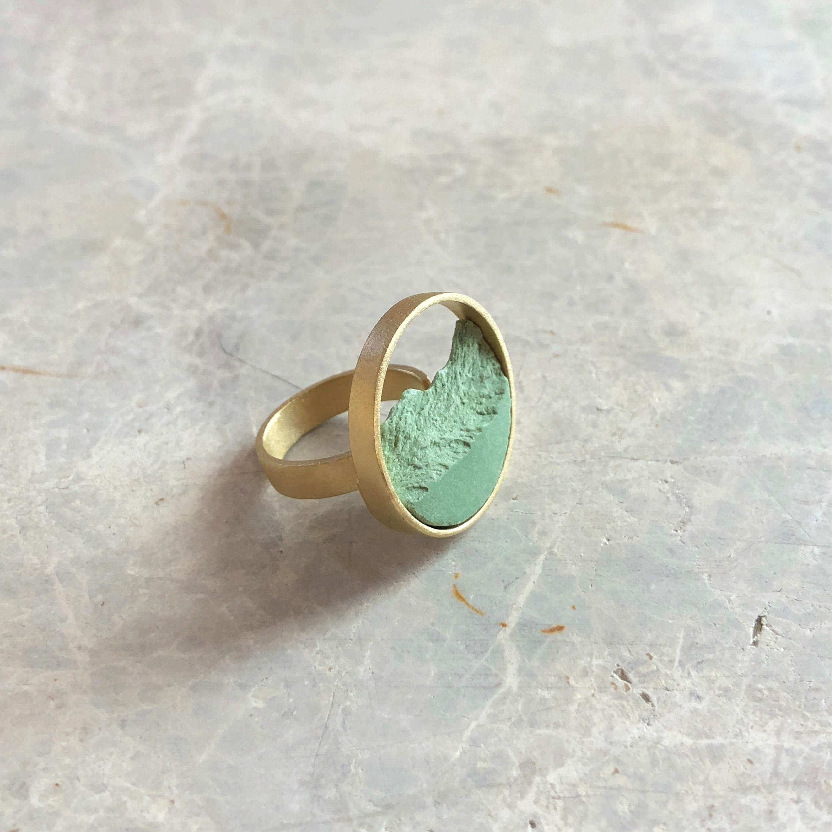 Anillo Circular Dorado