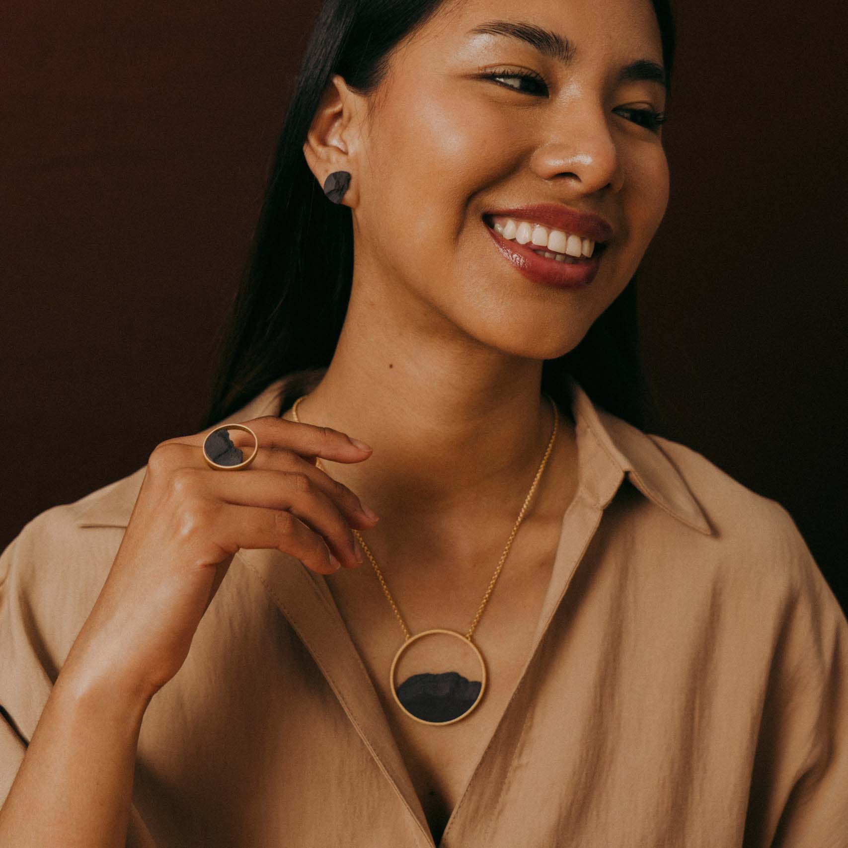 Collar Circular Dorado