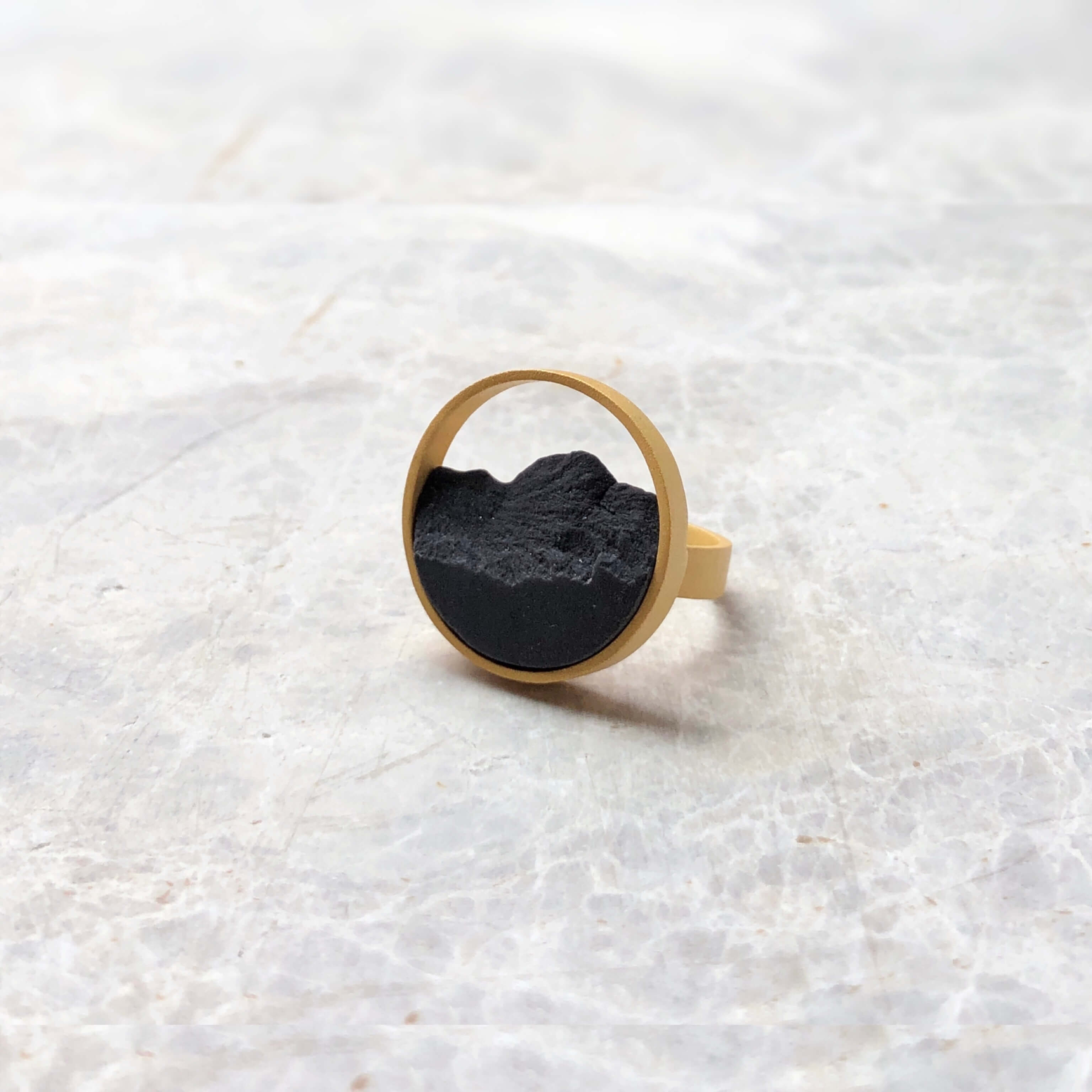 Anillo Circular Dorado