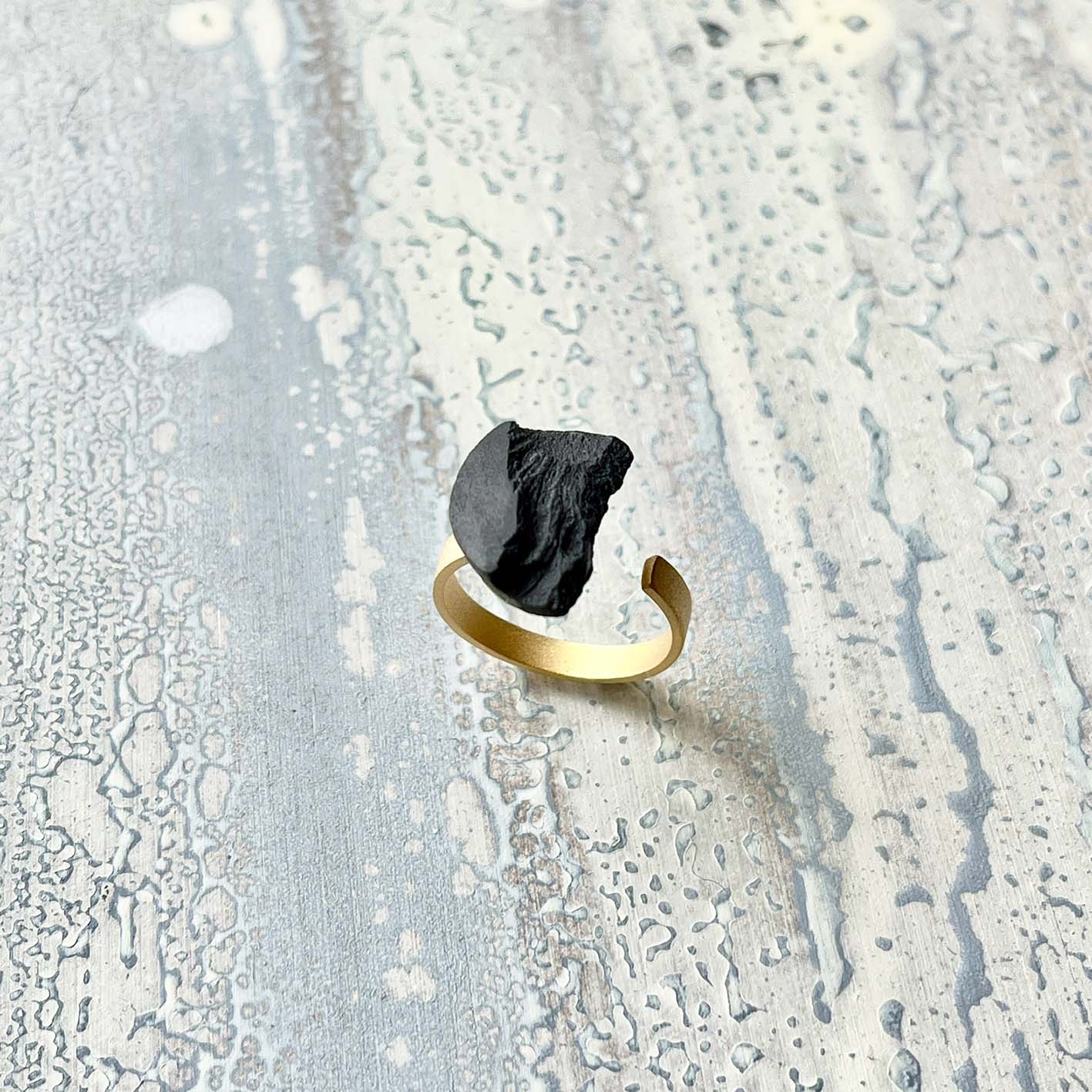 Anillo Curva Mini Dorado