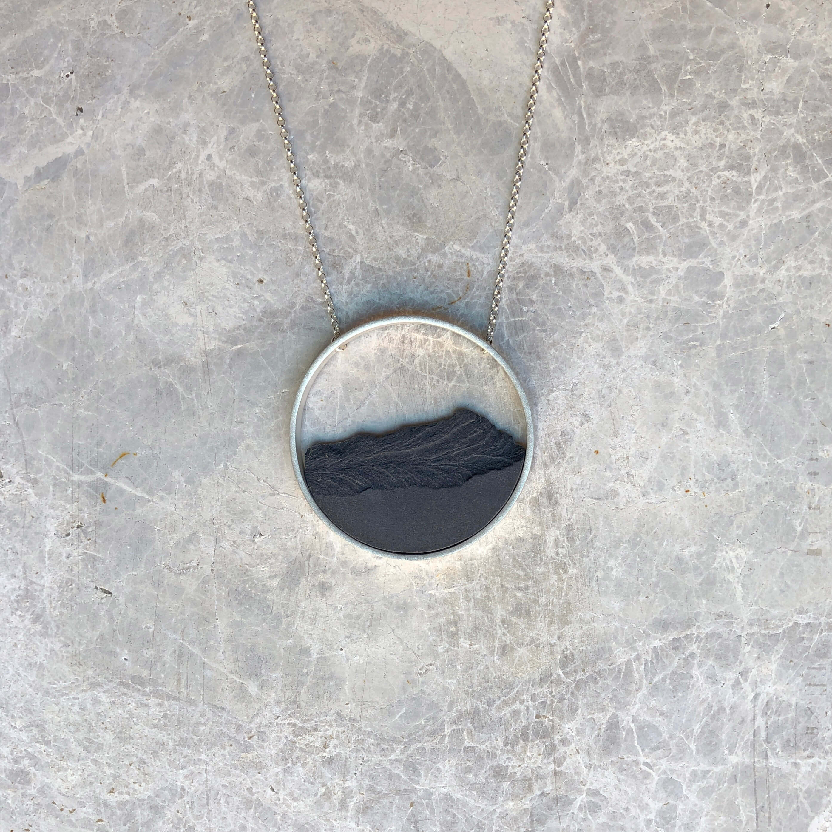 Collar Circular Plata