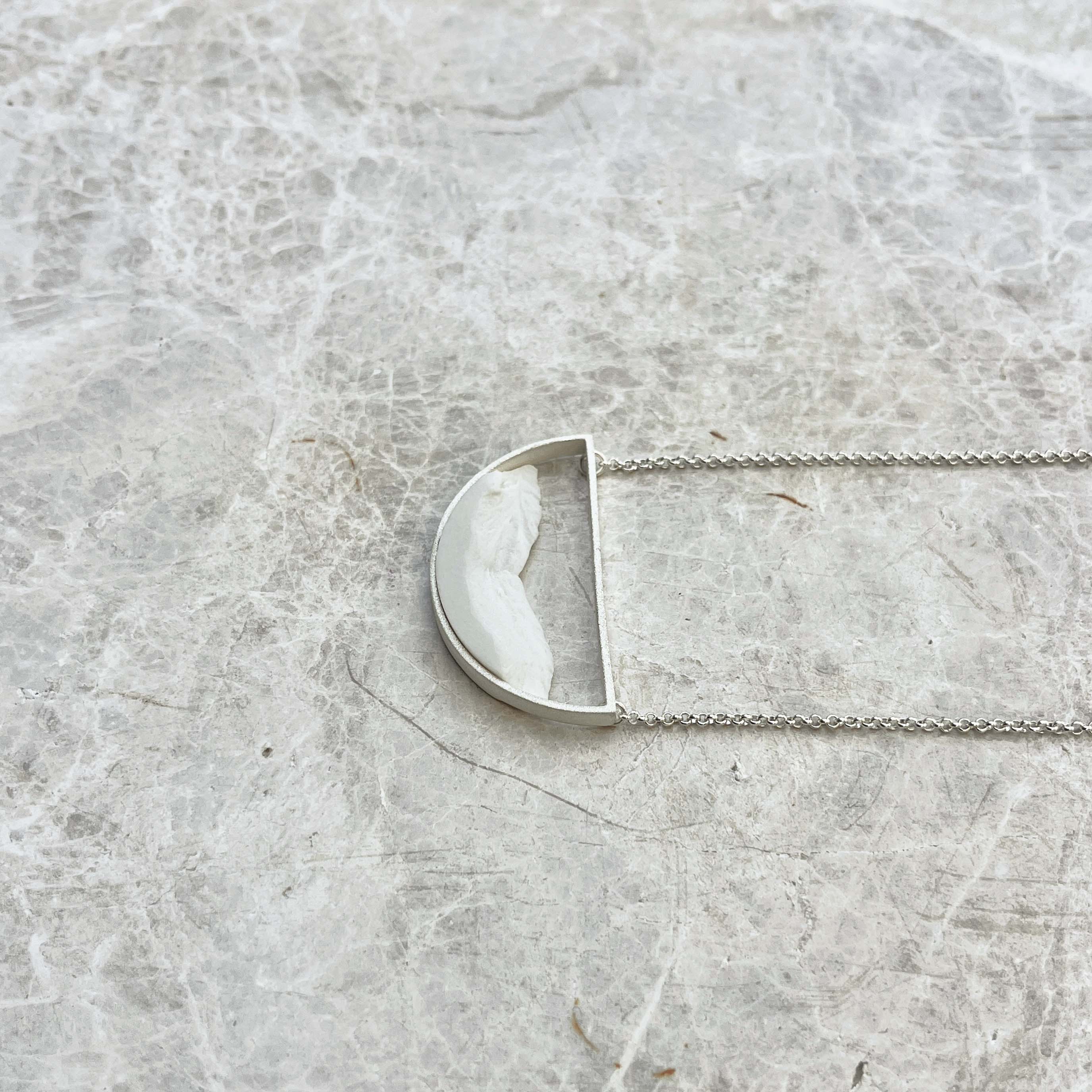 Collar Medialuna Plata