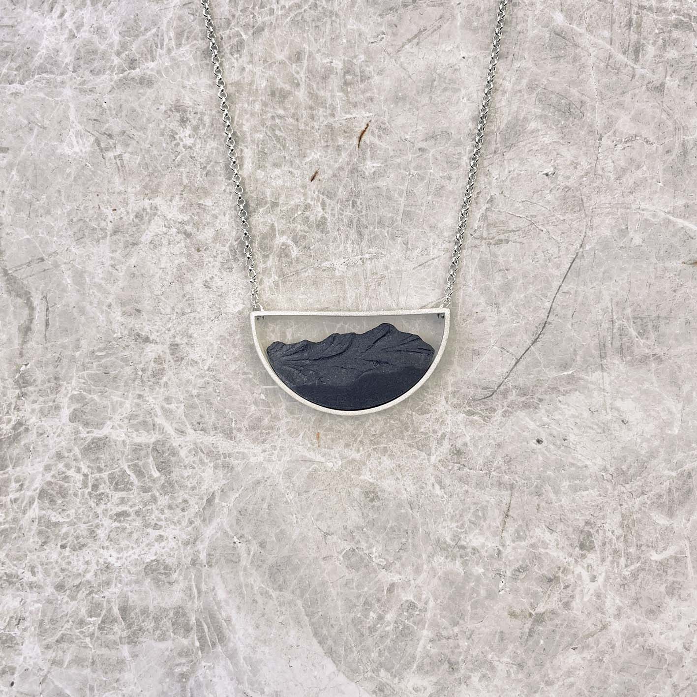 Collar Medialuna Plata