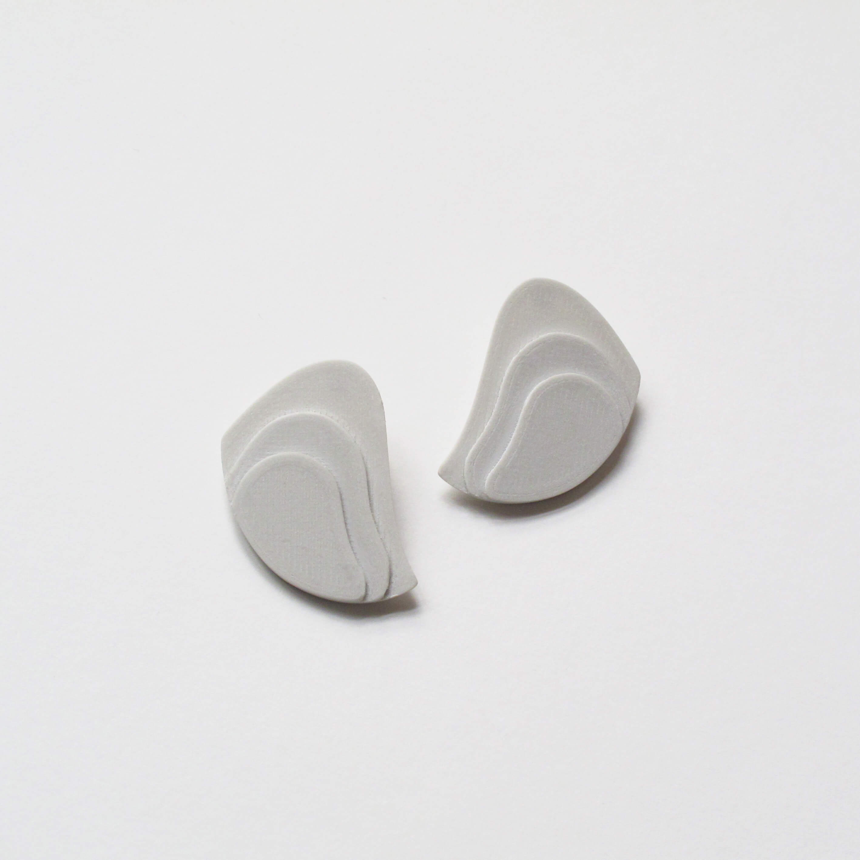 Pendientes Atlas Grandes - Cemento