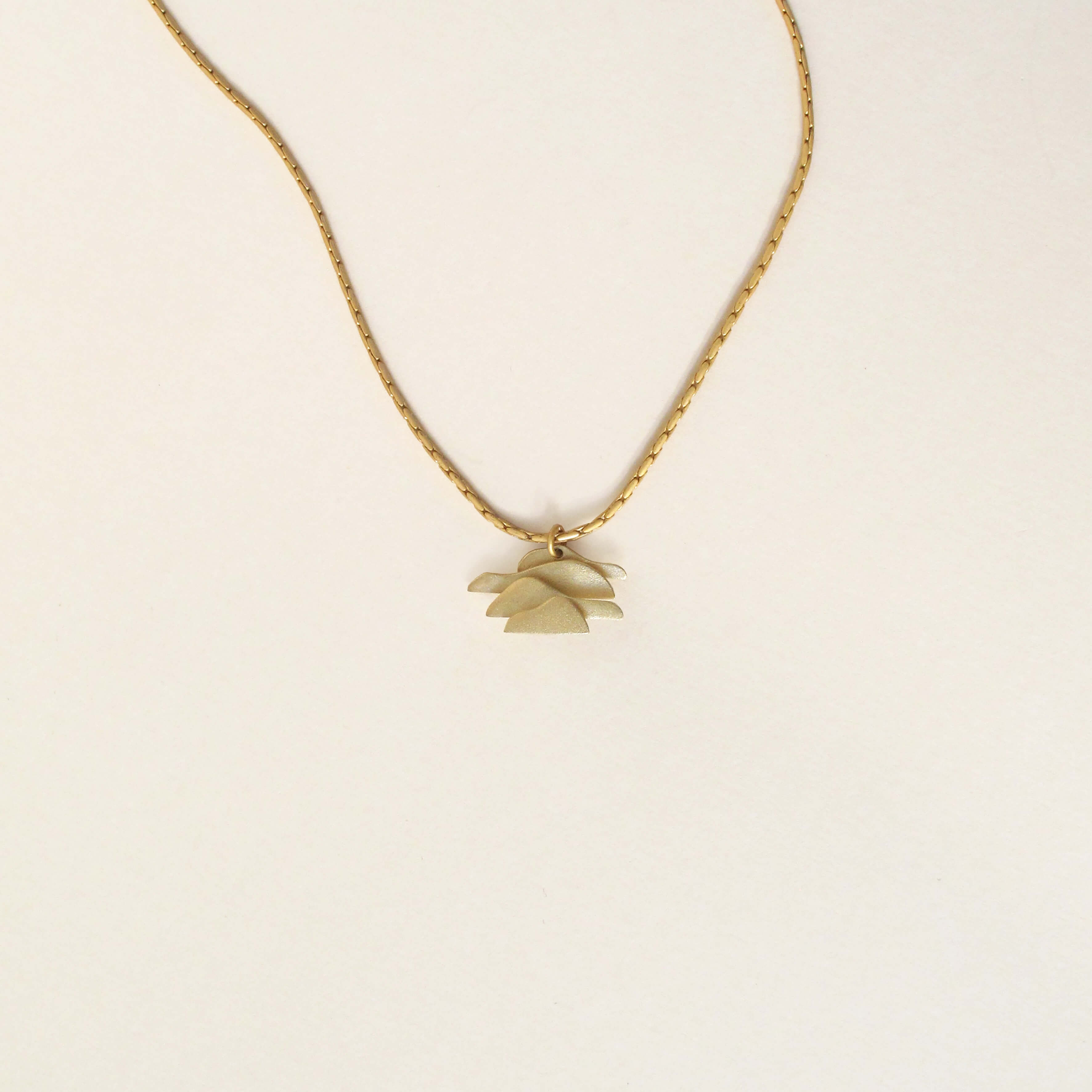 Collar Alaia - Dorado