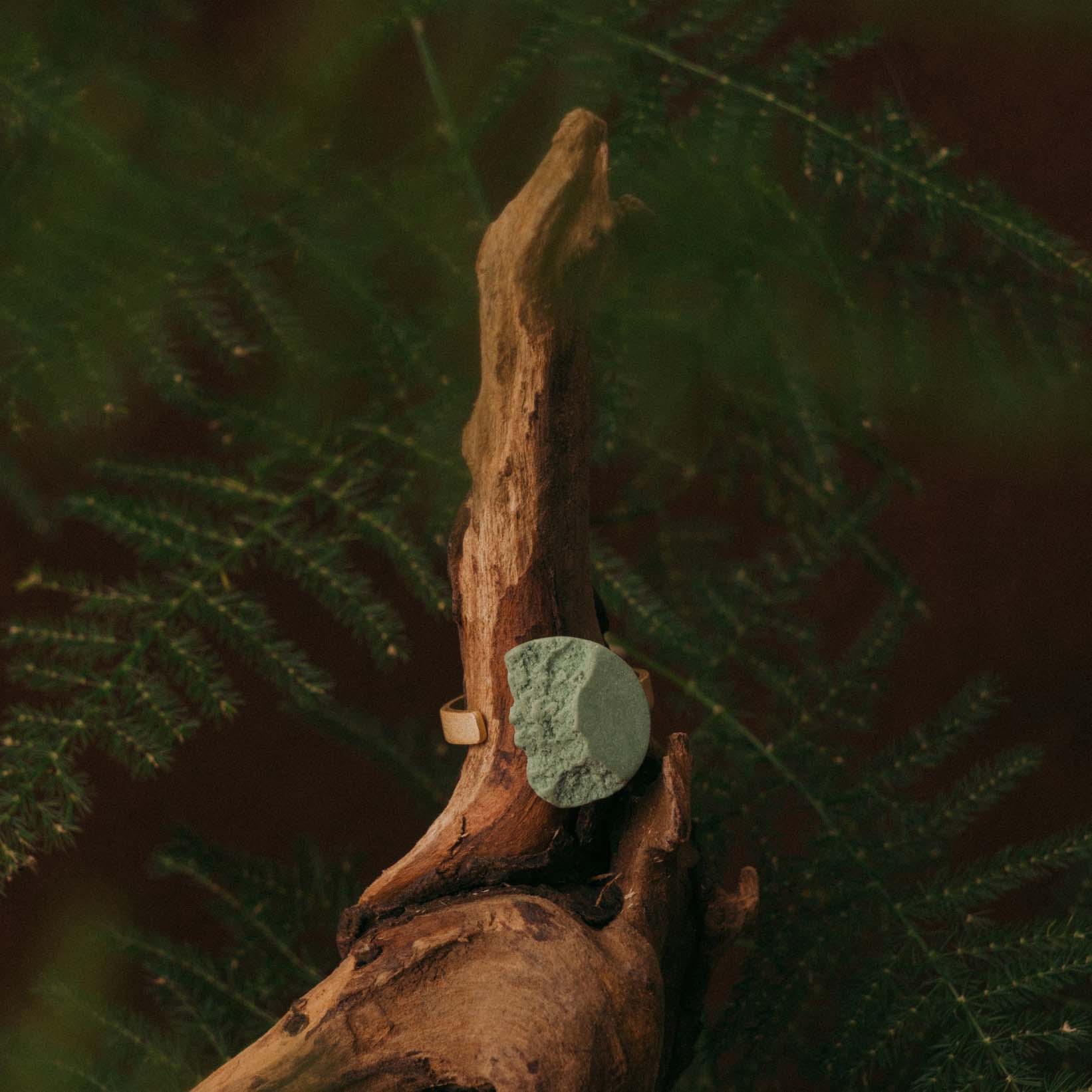 Anillo Curva Mini Dorado