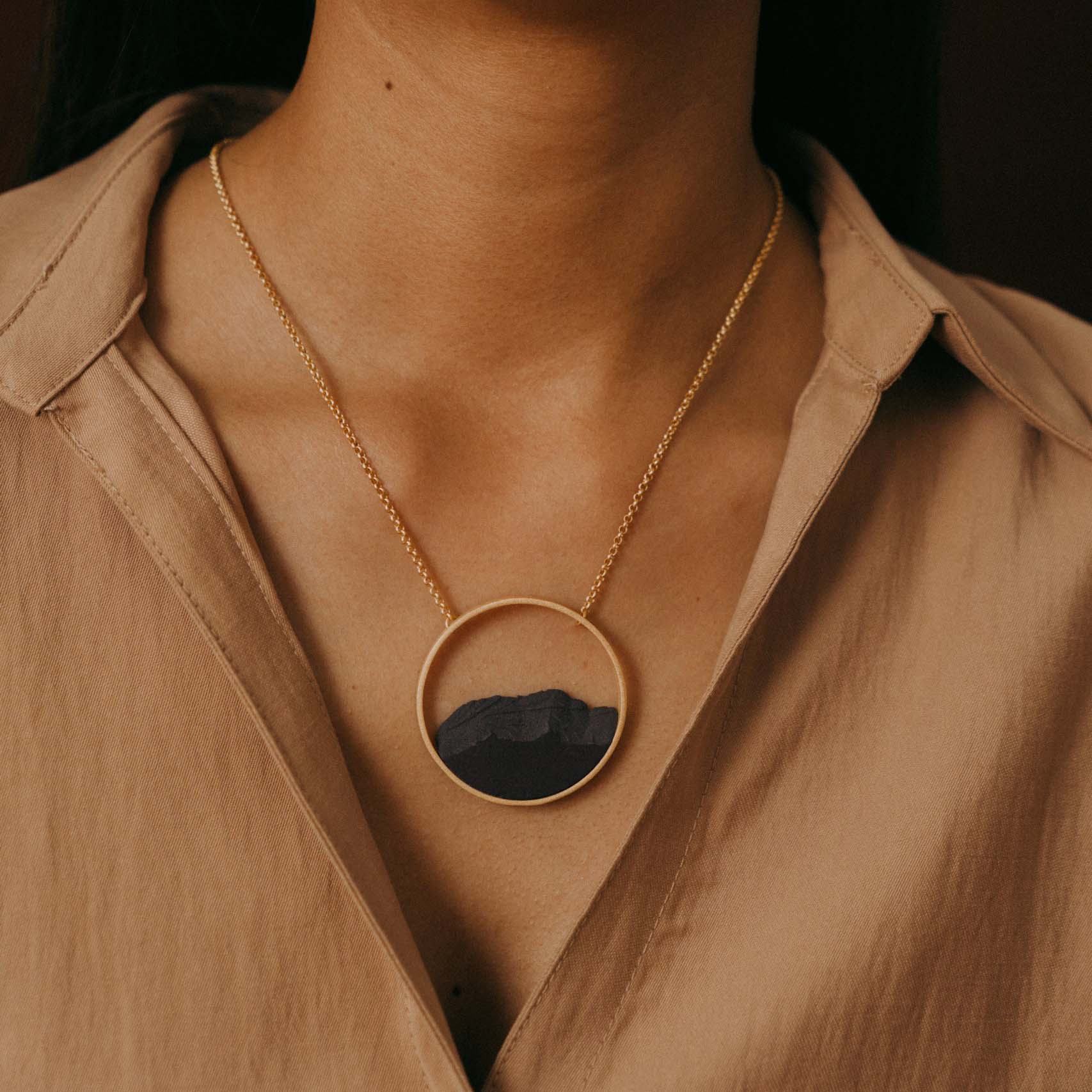 Collar Circular Dorado
