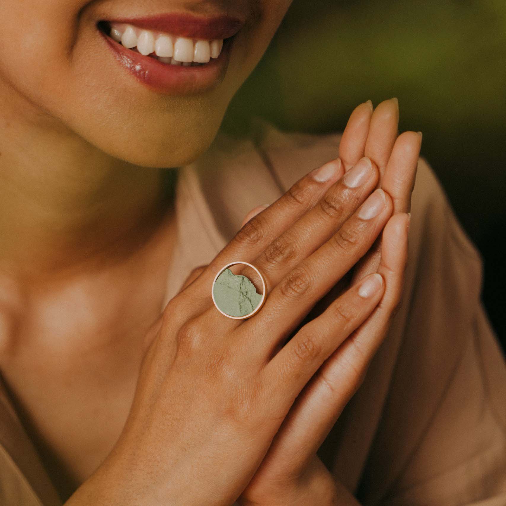 Anillo Circular Dorado