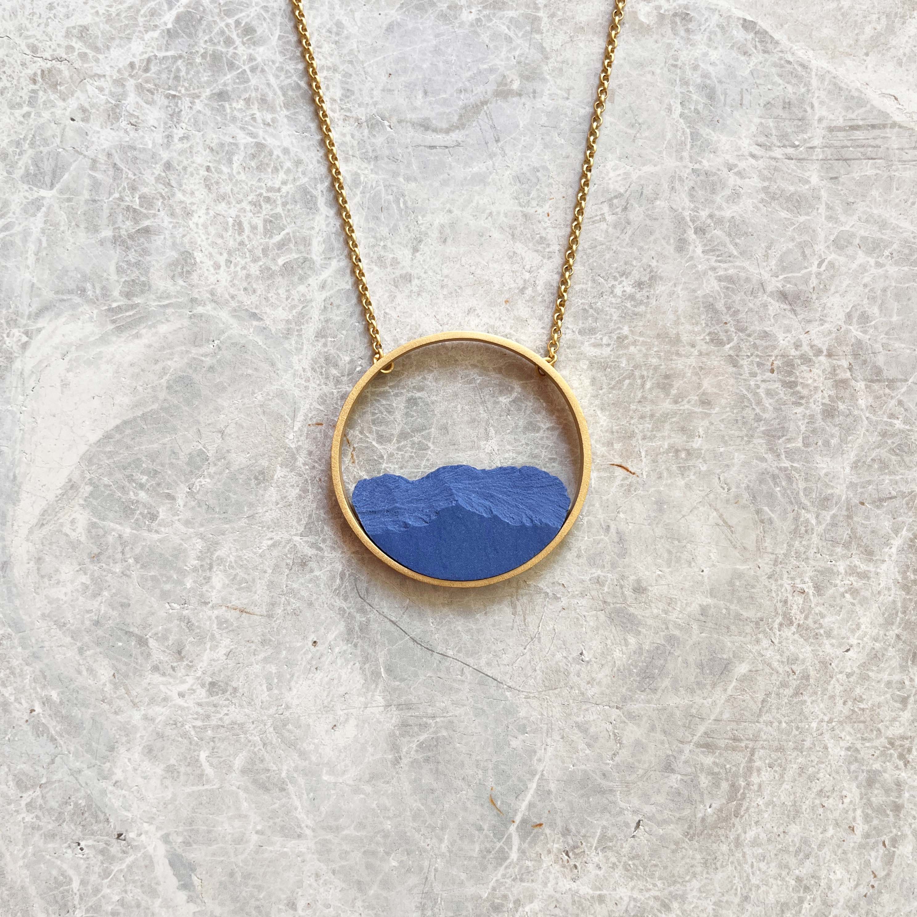 Collar Circular Dorado