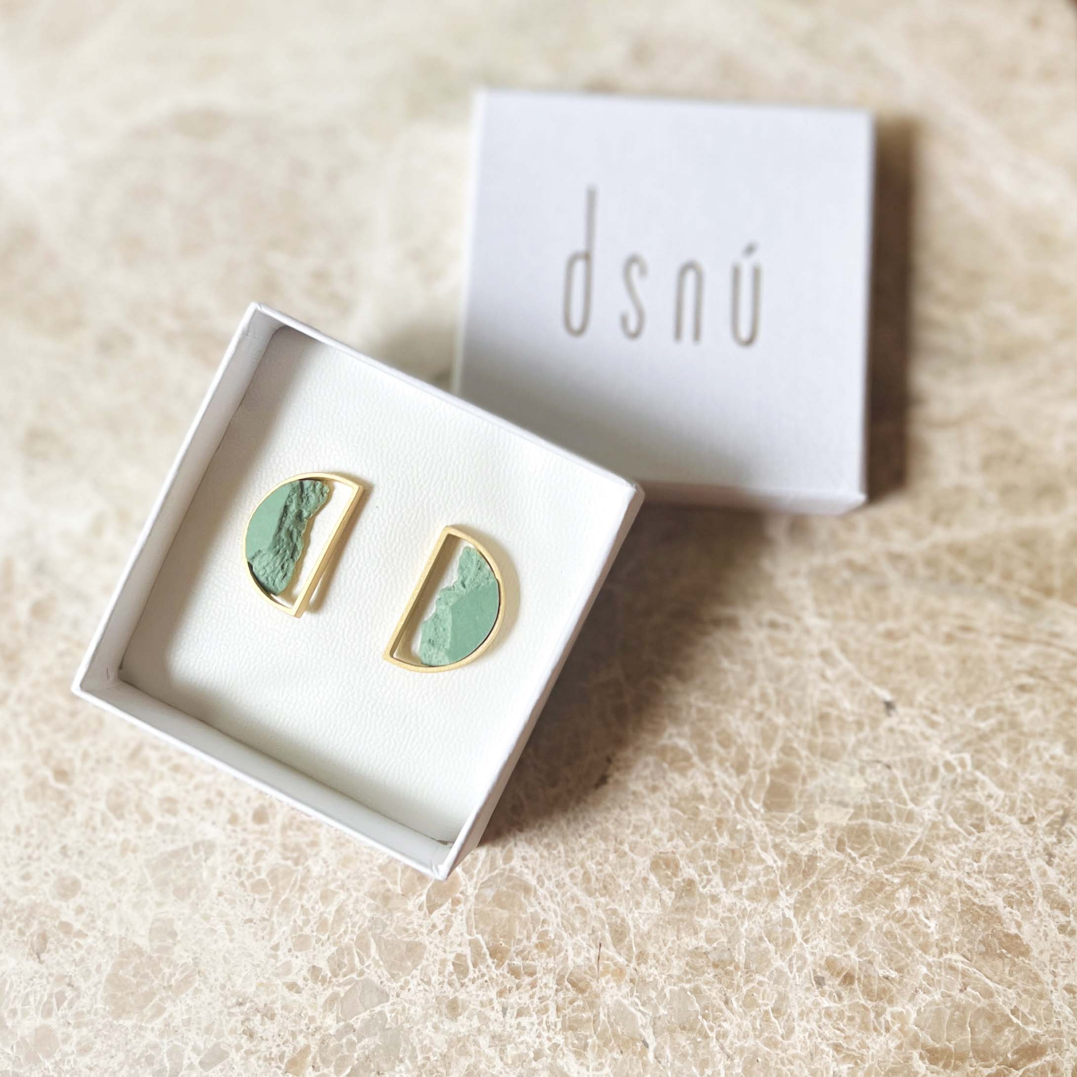 Pendientes Medialuna Dorados